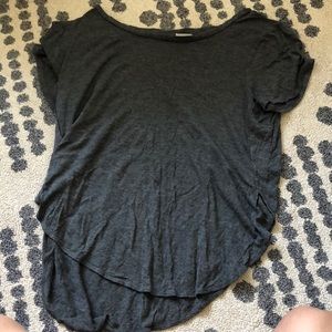 Short sleeve flowy scoop shirt